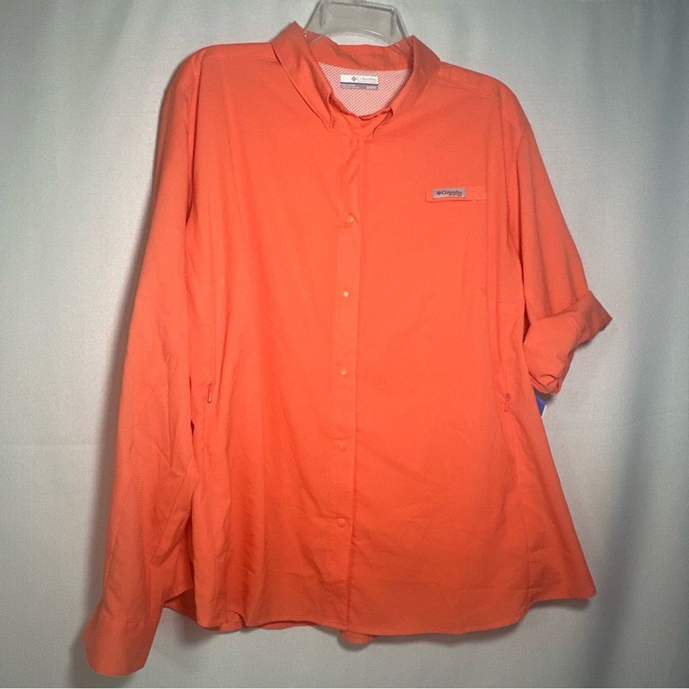 Columbia Women’s Coral Button-Down Long Sleeve Shirt